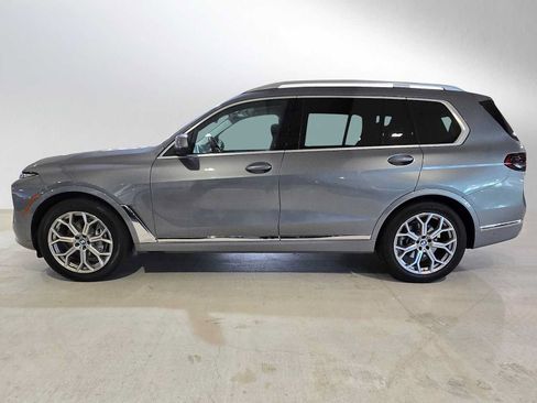 Used 2025 BMW X7 xDrive40i AWD/4WD image 6
