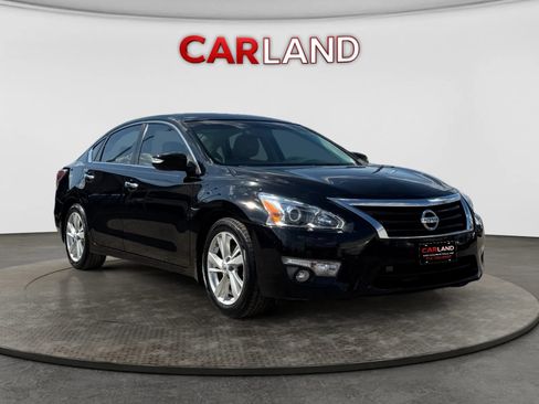 Used 2015 Nissan Altima 2.5 SL w/ Moonroof Package FWD image 8