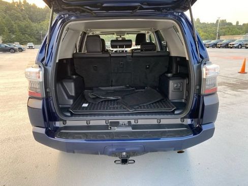 Used 2019 Toyota 4Runner SR5 Premium AWD/4WD image 9