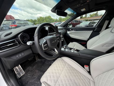 Used 2025 Genesis G70 3.3T Advanced w/ Sport Prestige Package AWD/4WD image 13