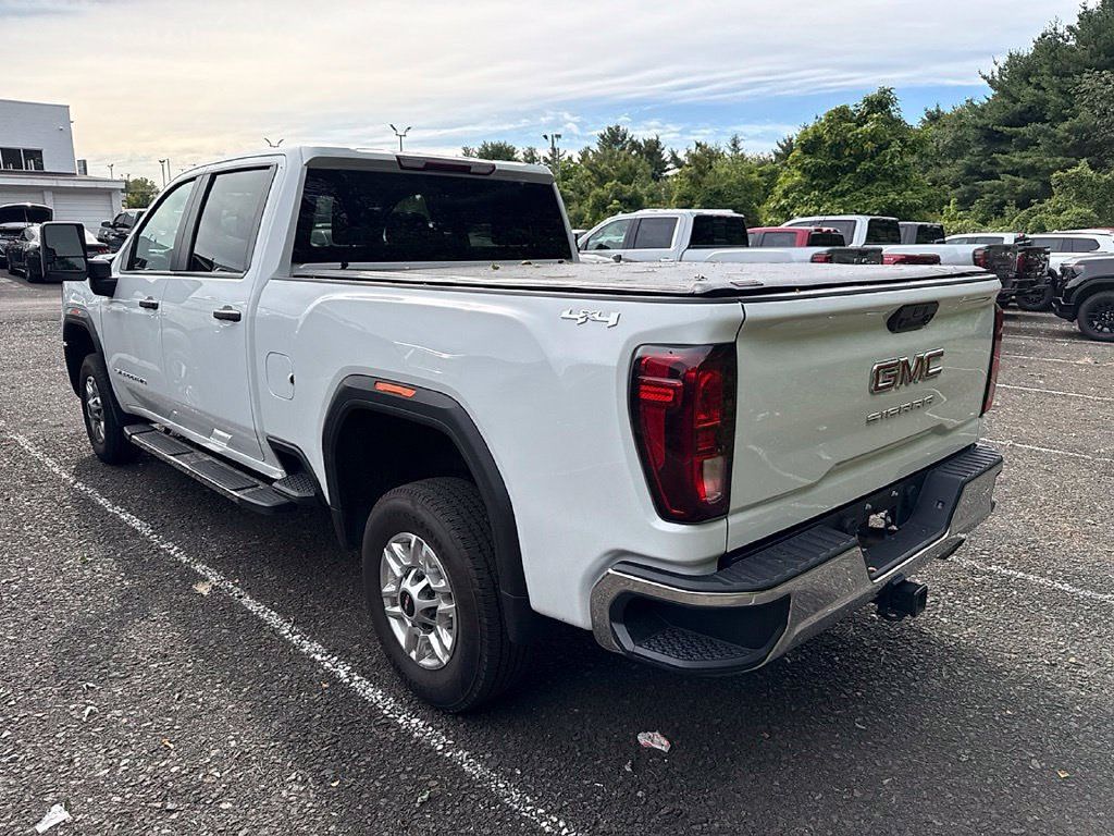 Used 2025 GMC Sierra 2500 Pro w/ Convenience Package AWD/4WD image 5