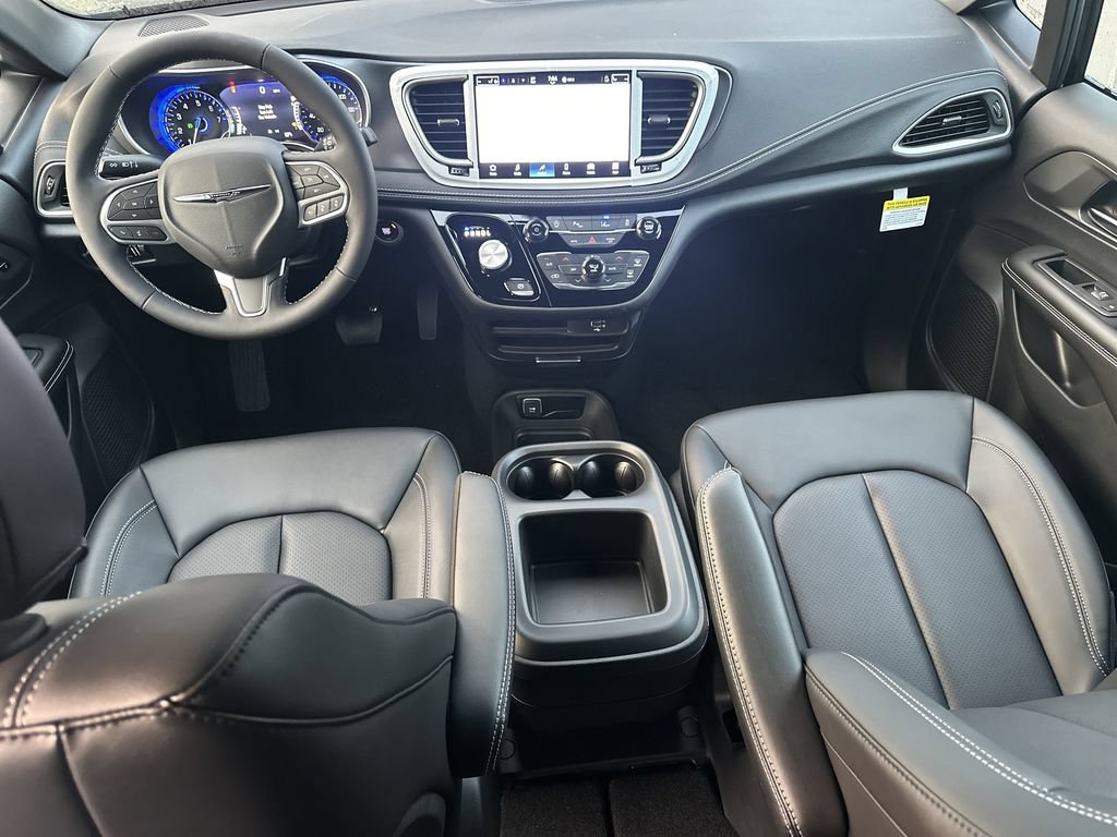 New 2026 Chrysler Pacifica Select FWD image 20