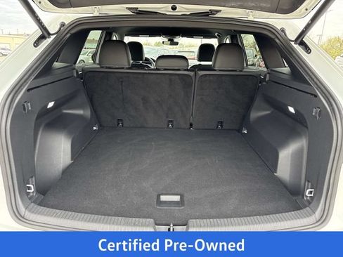 Used 2025 Volkswagen Atlas Cross Sport SE FWD image 5