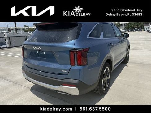 New 2026 Kia Sorento EX w/ EX Premium Package FWD image 3