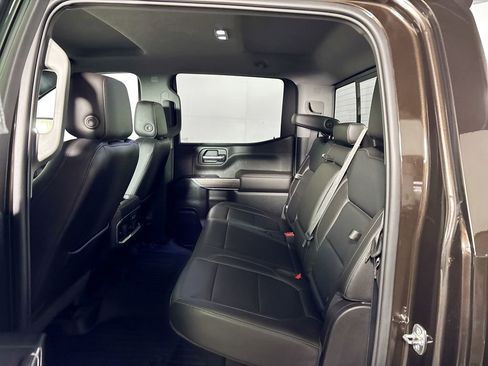 Used 2019 Chevrolet Silverado 1500 LTZ w/ LTZ Convenience Package AWD/4WD image 20