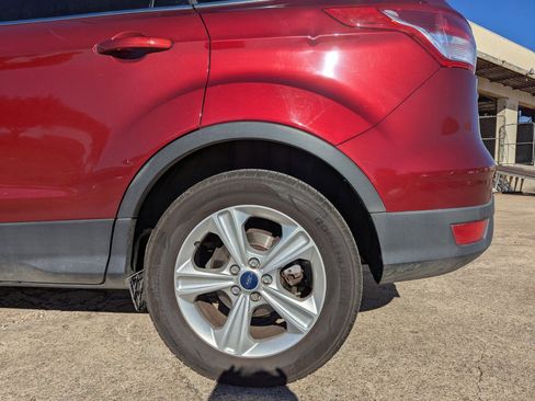 Used 2014 Ford Escape SE FWD image 12