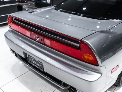 Used 2004 Acura NSX T image 46