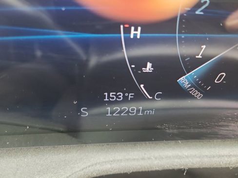 Used 2024 Cadillac XT4 Sport image 25