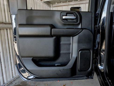 Used 2024 Chevrolet Silverado 2500 W/T image 46