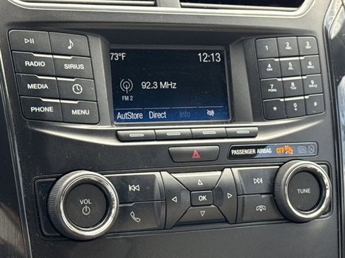 Used 2018 Ford Explorer FWD image 18