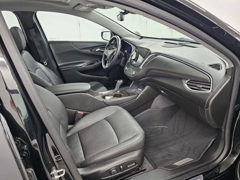 Used 2019 Chevrolet Malibu Premier w/ Sun and Wheel Package FWD image 27