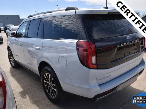 Certified 2025 Ford Expedition Platinum image 9
