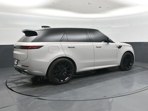 Used 2026 Land Rover Range Rover Sport Autobiography AWD/4WD image 3