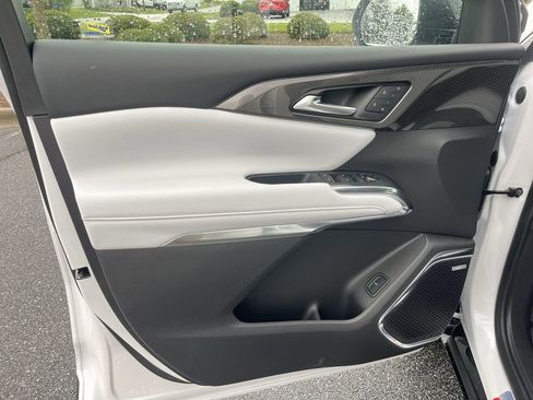 New 2025 Chevrolet Traverse High Country FWD image 23