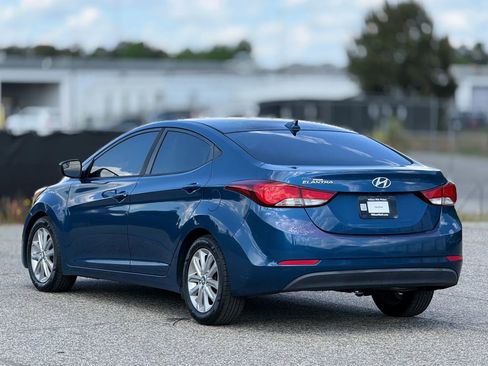 Used 2016 Hyundai Elantra SE w/ Option Group 02 FWD image 10