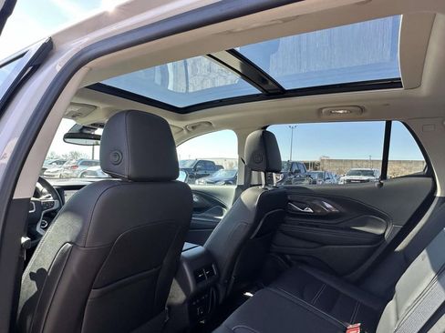 Used 2024 GMC Terrain Denali w/ Denali Premium Package image 17