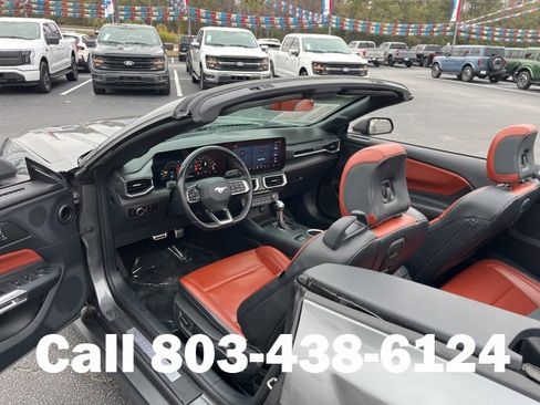 Used 2024 Ford Mustang Premium image 4