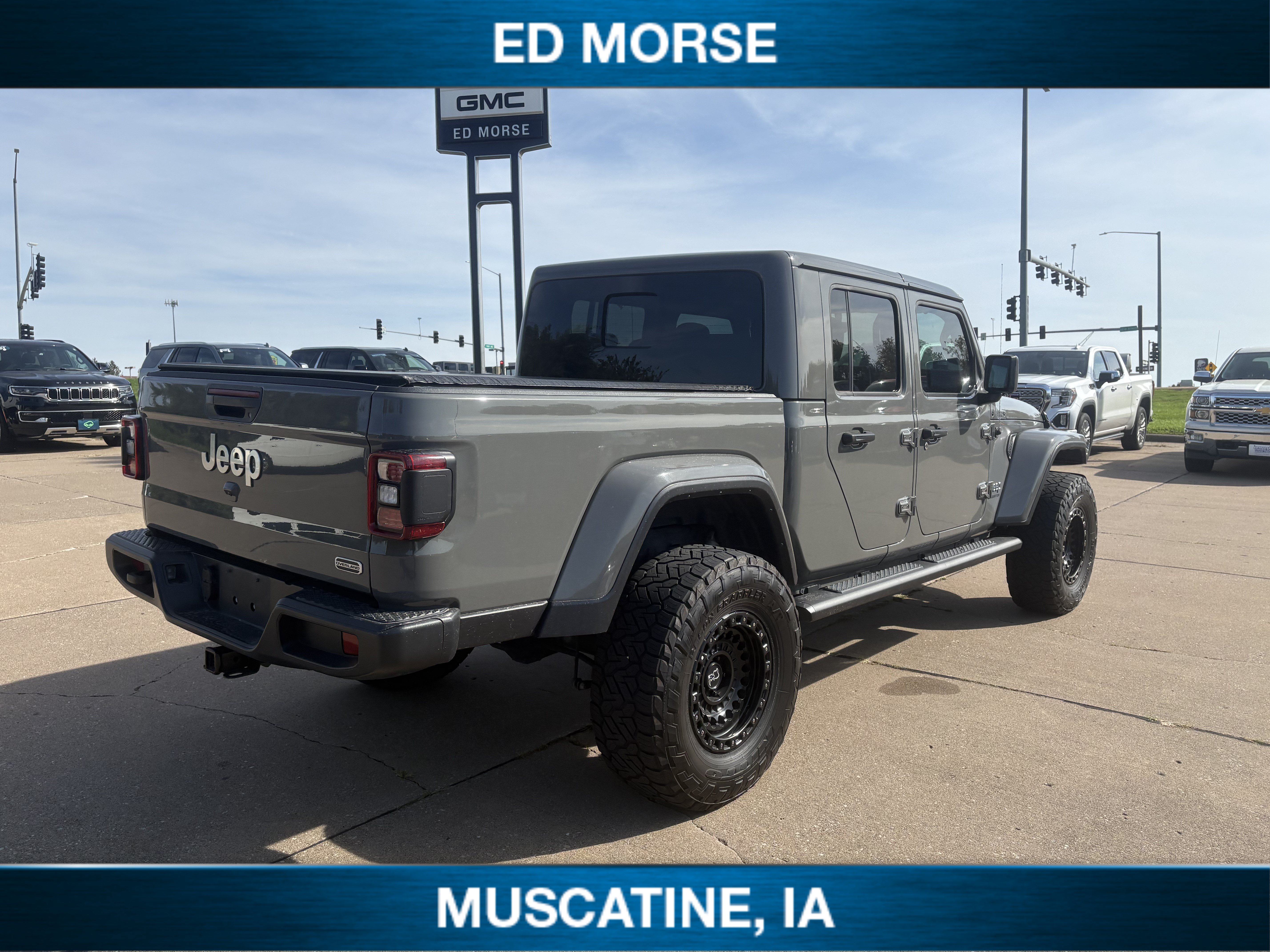 Used 2022 Jeep Gladiator Overland w/ Popular Equipment Package AWD/4WD image 6