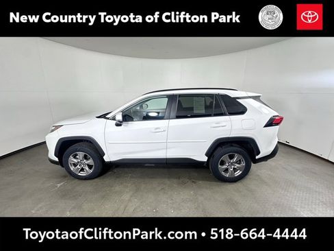 Used 2023 Toyota RAV4 XLE image 6