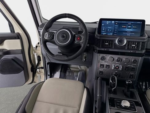 Used 2025 INEOS Grenadier AWD/4WD image 22