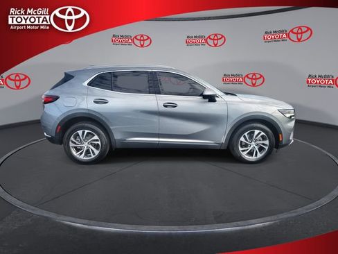 Used 2023 Buick Envision Essence FWD image 9