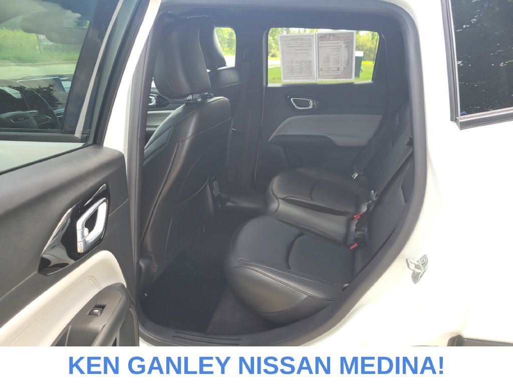 Used 2023 Jeep Compass Limited AWD/4WD image 39