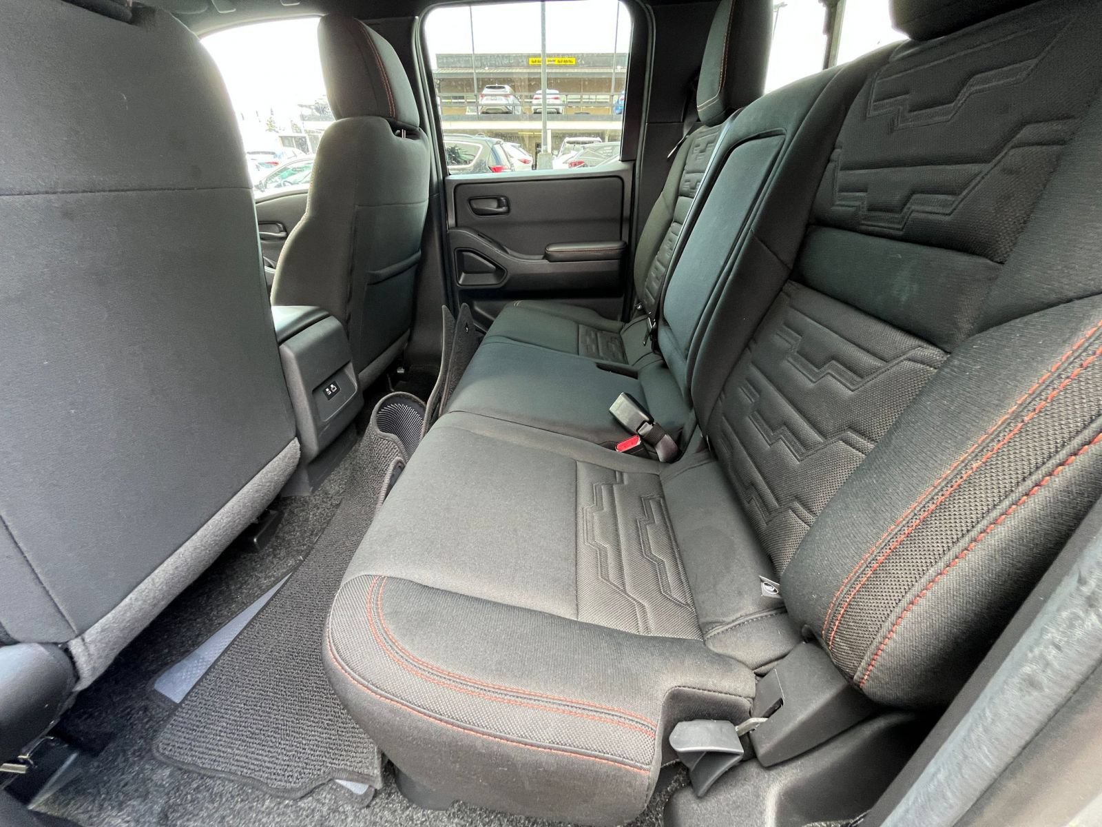 Used 2026 Nissan Frontier PRO-4X AWD/4WD image 26