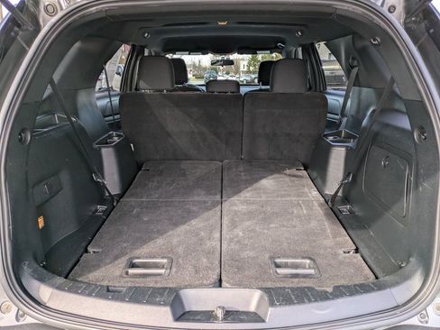 Used 2019 Ford Explorer XLT w/ Class III Trailer Tow Package image 13