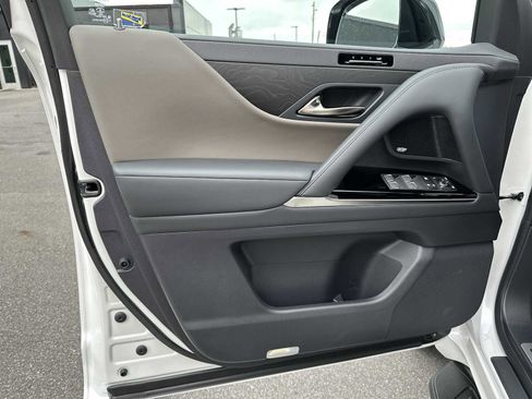 Used 2026 Lexus LX 700h Overtrail image 14