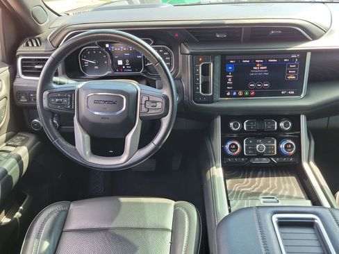 Used 2021 GMC Yukon XL Denali RWD image 19