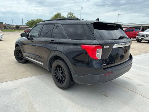 Used 2022 Ford Explorer XLT RWD image 5
