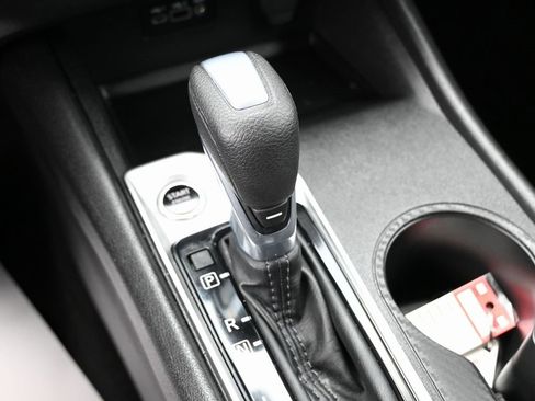 Used 2025 Nissan Altima 2.5 SV image 26