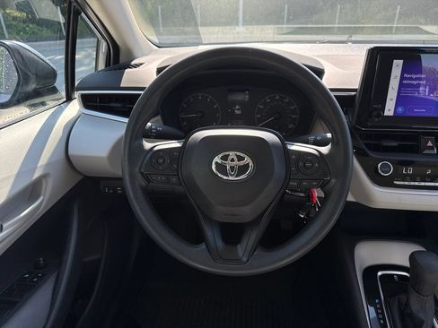 Used 2024 Toyota Corolla LE FWD image 19