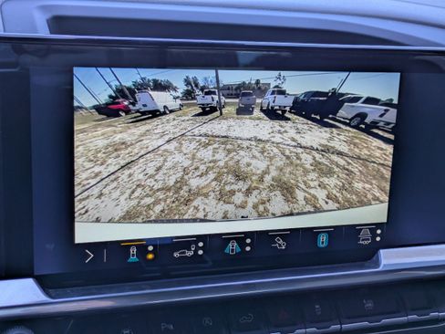 Used 2022 Chevrolet Silverado 1500 LTZ w/ LTZ Premium Package image 27