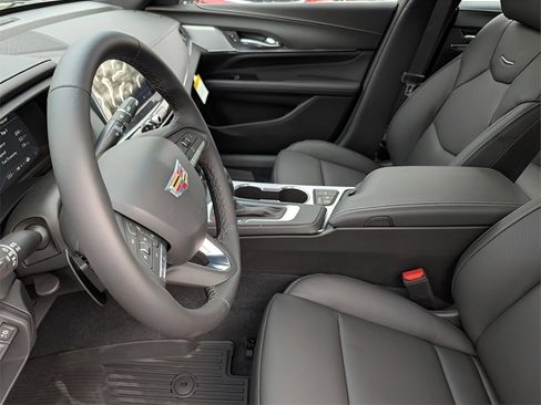 New 2025 Cadillac CT4 Premium Luxury image 9