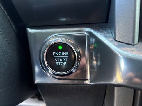 Used 2021 Ford F150 Lariat image 26