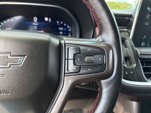 Used 2023 Chevrolet Suburban RST w/ Luxury Package AWD/4WD image 17