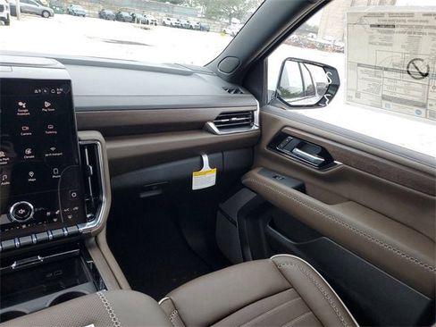 New 2026 GMC Yukon XL Denali Ultimate image 15