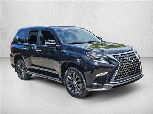 Used 2022 Lexus GX 460 Premium w/ Accessory Package AWD/4WD image 3