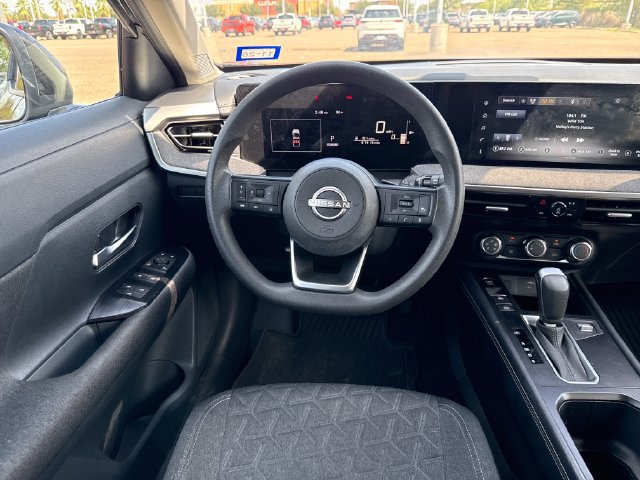 Certified 2025 Nissan Kicks SV AWD/4WD image 14
