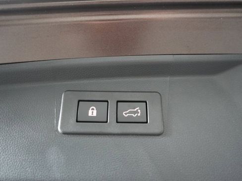 Used 2022 Subaru Outback Limited image 38