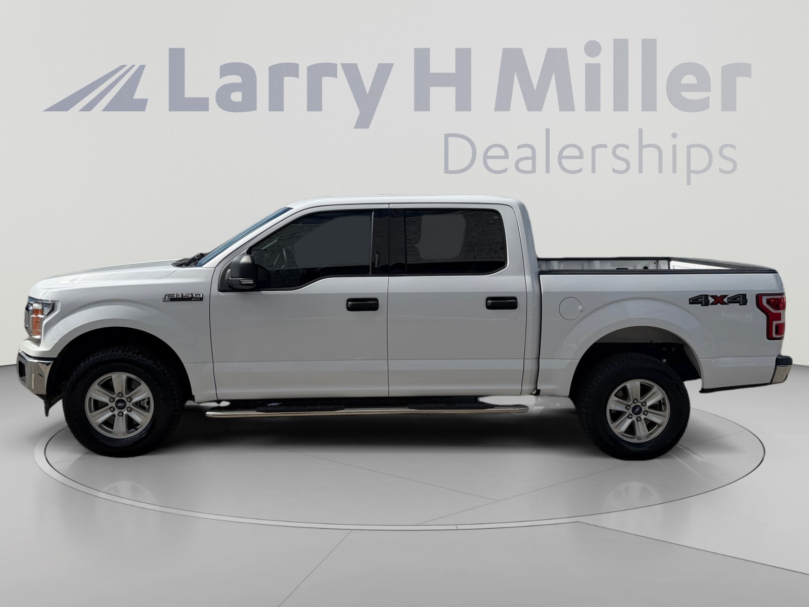 Used 2018 Ford F150 XLT w/ Equipment Group 301A Mid AWD/4WD image 2
