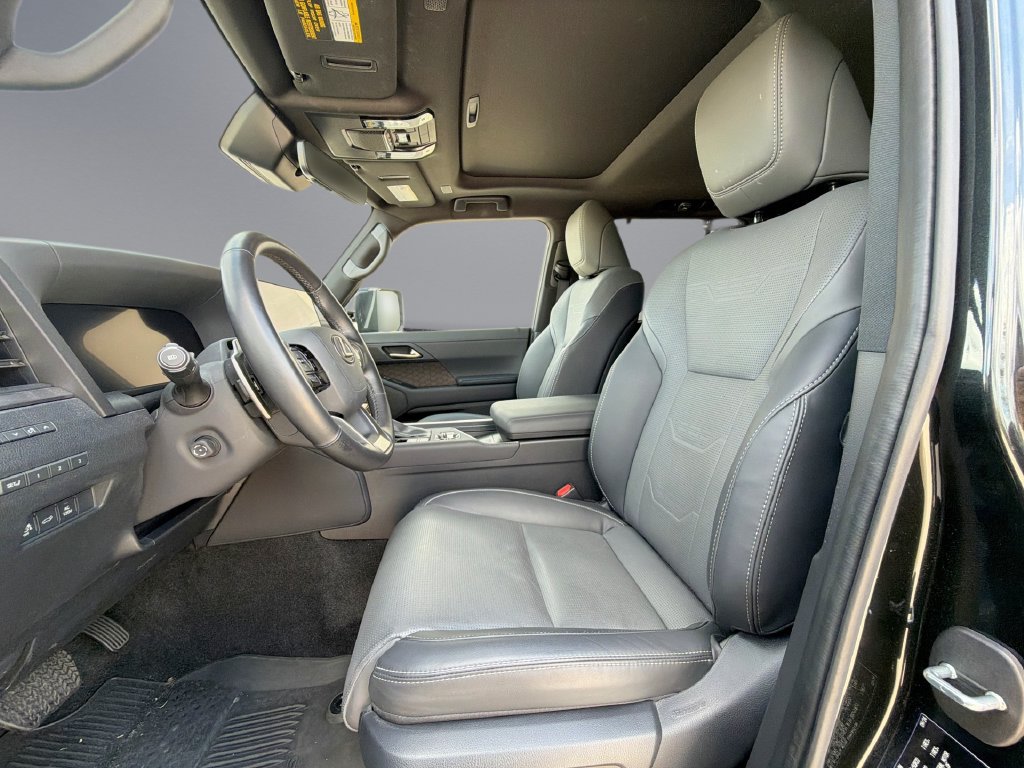 Certified 2024 Lexus GX 550 w/ Accessory Package (Z1) AWD/4WD image 30