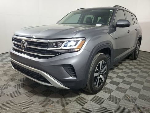 Used 2022 Volkswagen Atlas SE image 3
