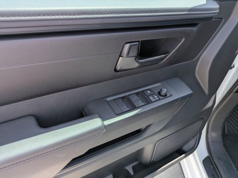 New 2025 Toyota Tundra SR image 12