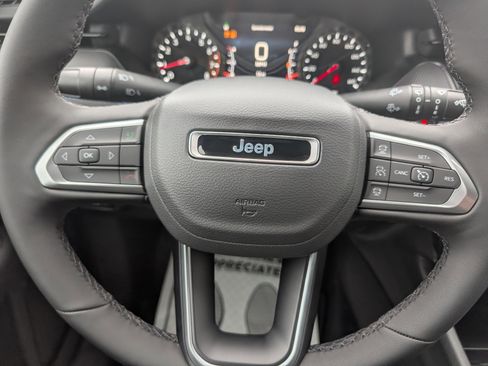 New 2026 Jeep Compass Limited image 13