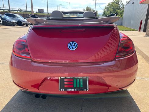 Used 2013 Volkswagen Beetle 2.5 image 4