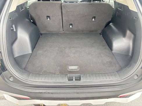 Used 2025 Kia Sportage LX FWD image 30