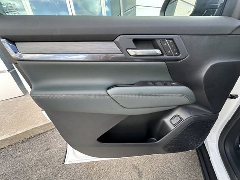 New 2026 GMC Terrain AT4 w/ Convenience Package III image 12