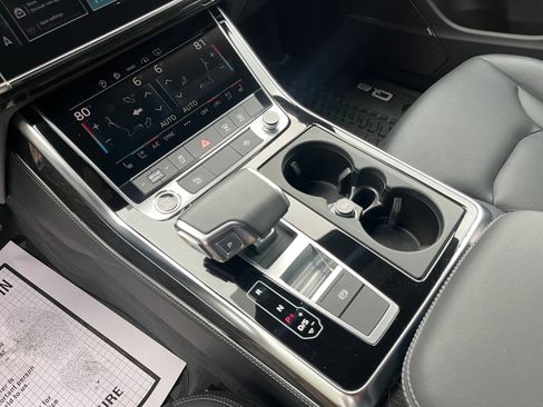 Used 2024 Audi Q8 Premium Plus w/ Premium Plus Package image 24